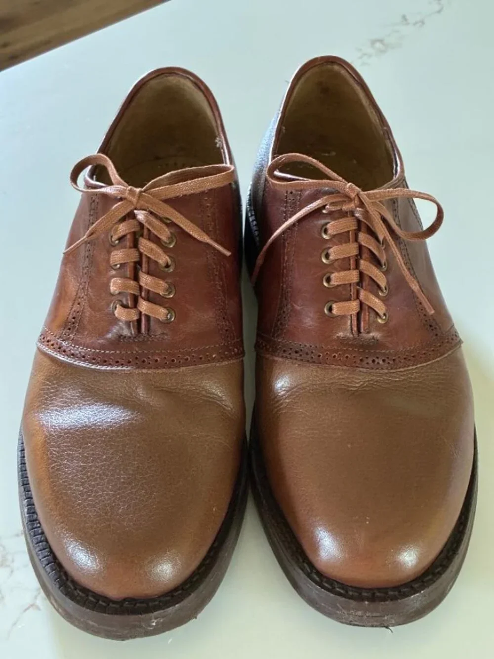 Hitchcock Classic Men's Brown Leather Saddle Shoe Lace Up Dress Shoes - 9 Wide